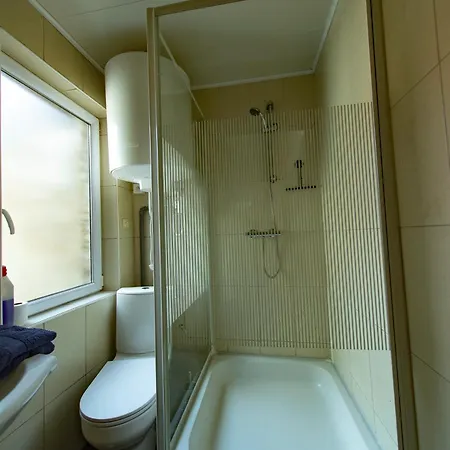 Des Chartriers モンス