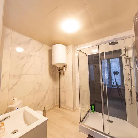 Des Chartriers Apartment Mons