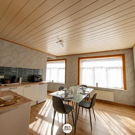 Apartment Des Chartriers *