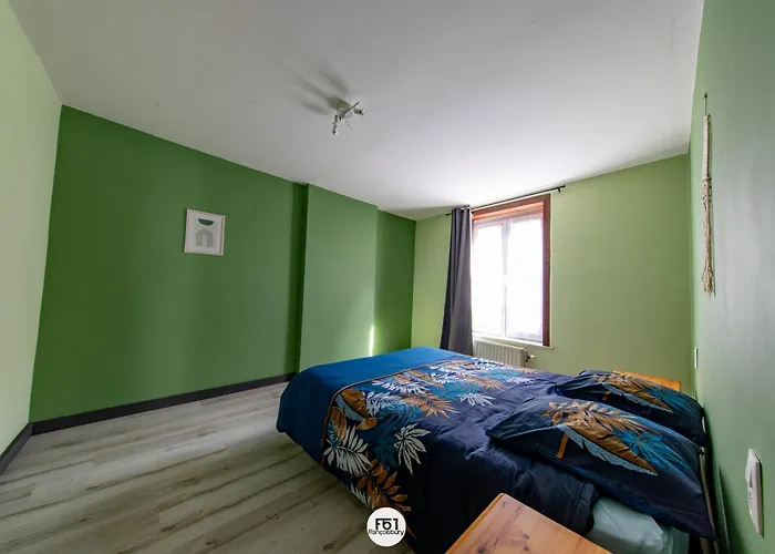 Des Chartriers モンス