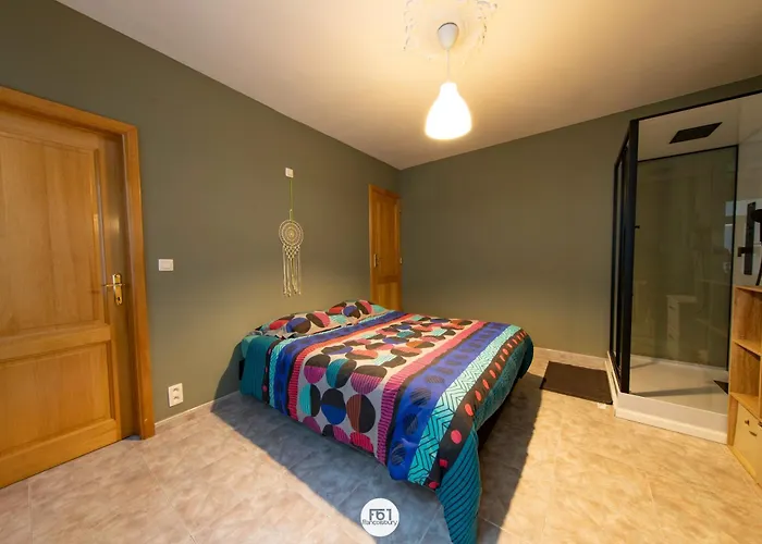 アパート Des Chartriers モンス