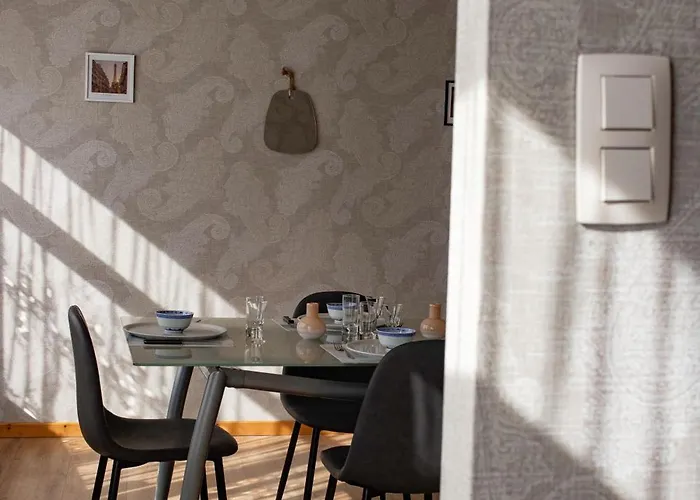 Des Chartriers モンス